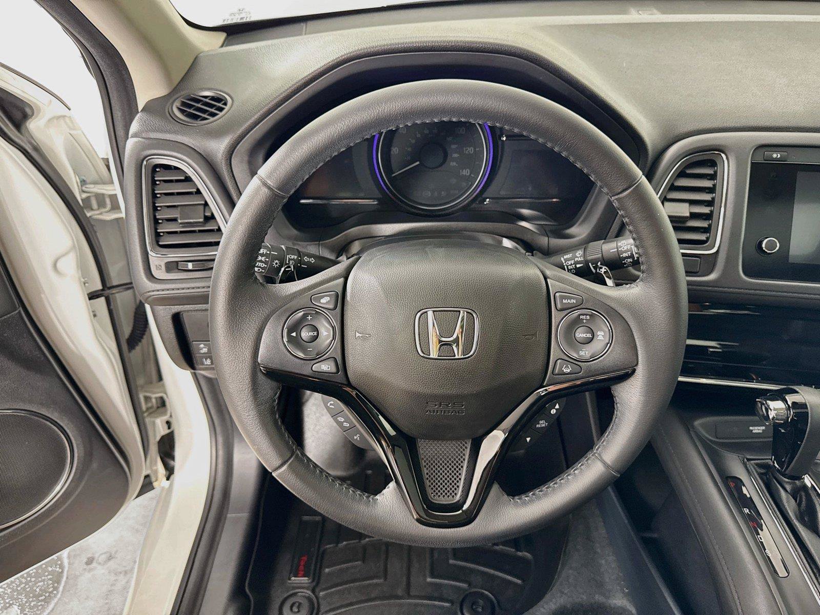Used 2020 Honda HR-V Touring image 19