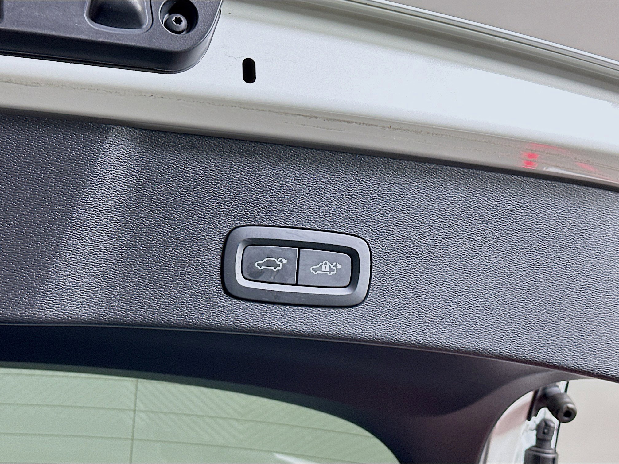 Used 2023 Volvo C40 P8 Recharge Plus w/ Climate Package image 30