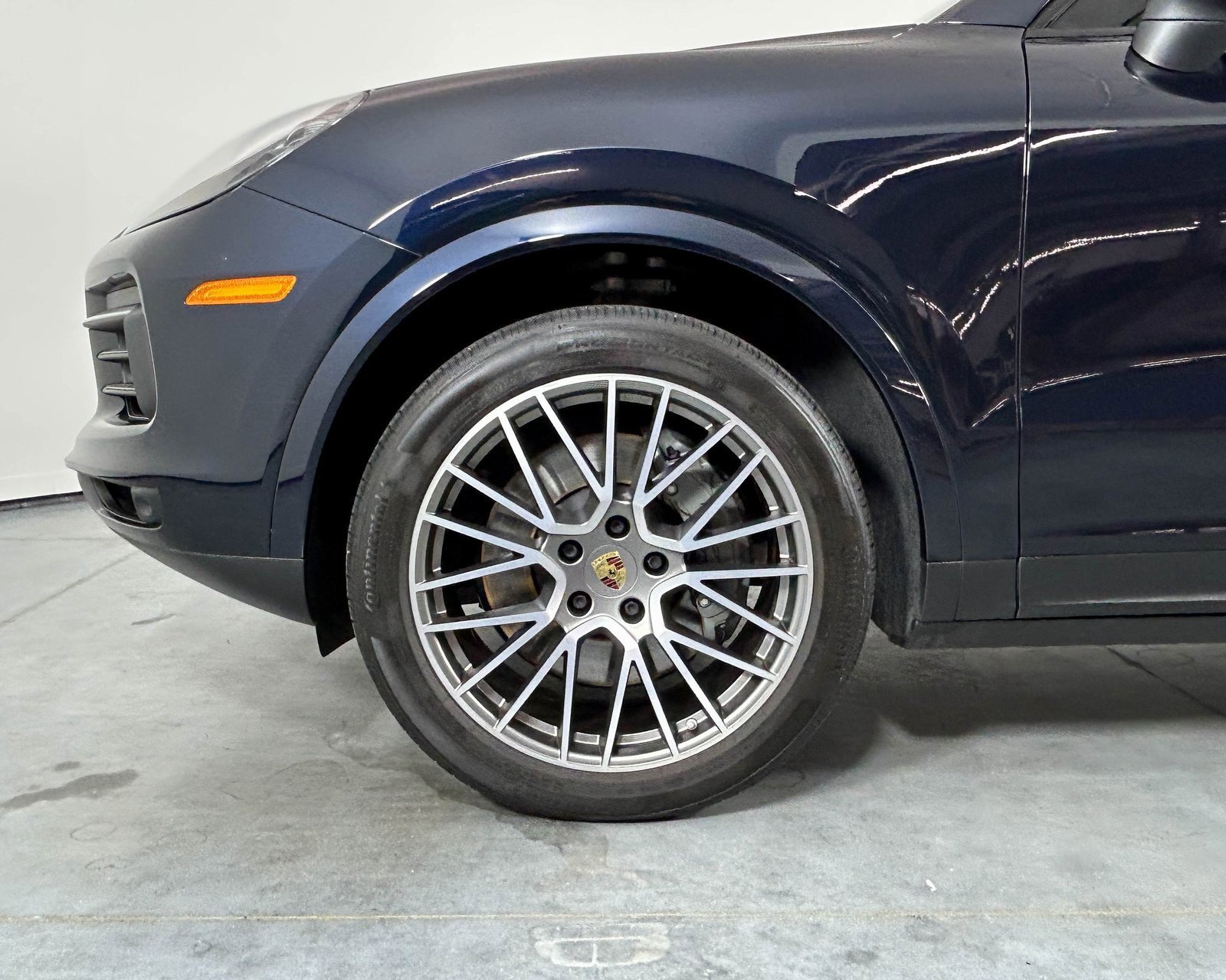 Certified 2023 Porsche Cayenne S Platinum image 11