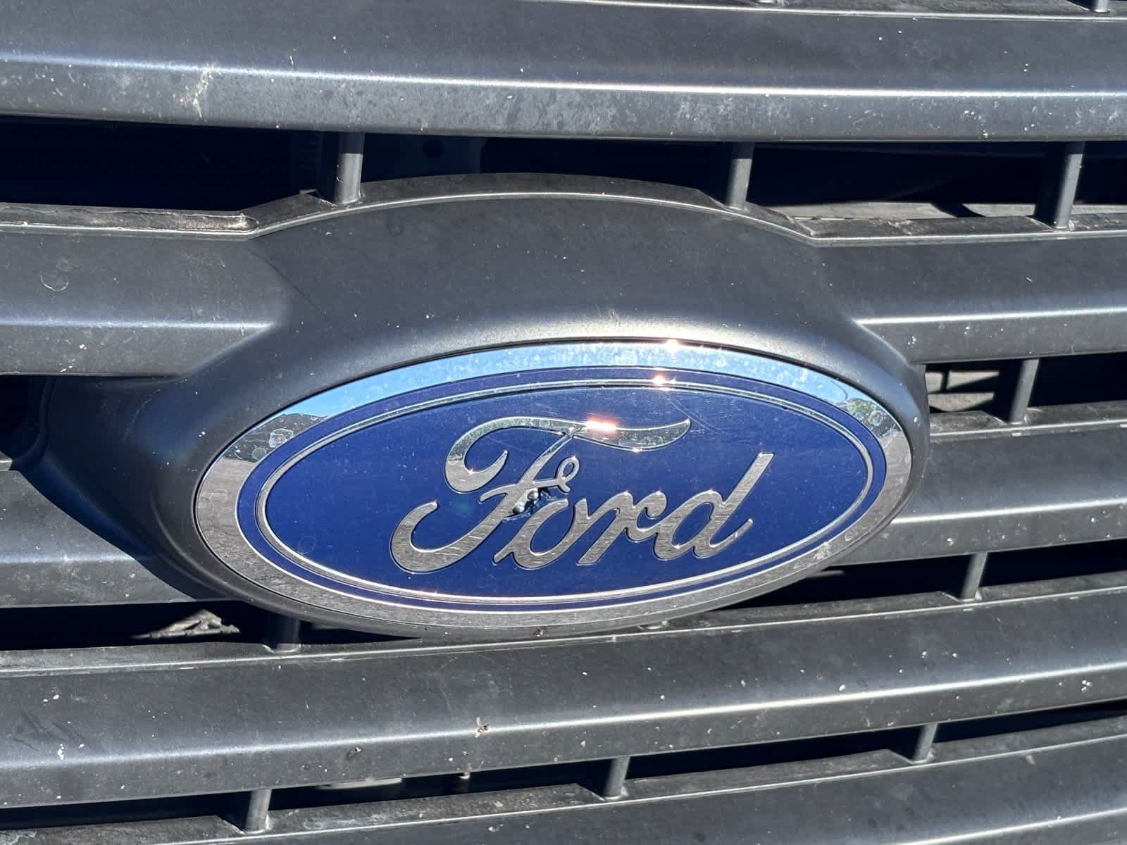 Used 2017 Ford F150 XLT w/ Equipment Group 302A Luxury RWD image 13