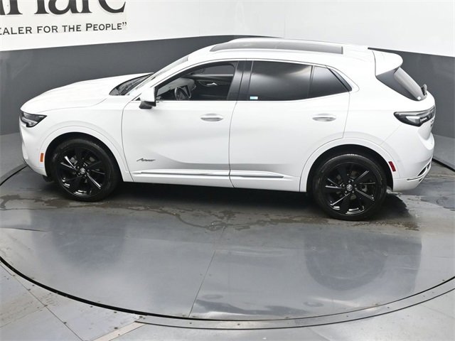 Used 2022 Buick Envision Avenir w/ Technology Package II image 43