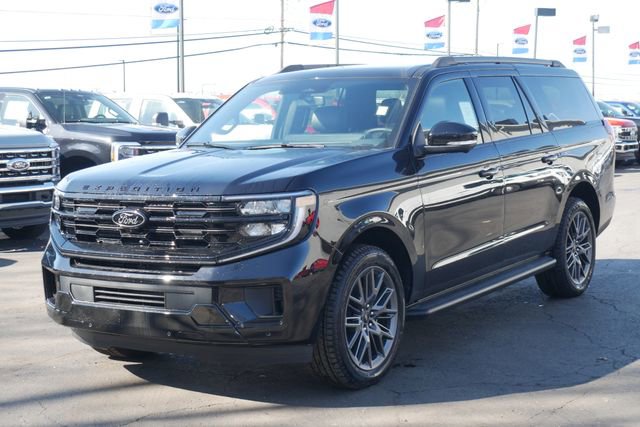 New 2026 Ford Expedition Max Platinum w/ Stealth Appearance Package image 10