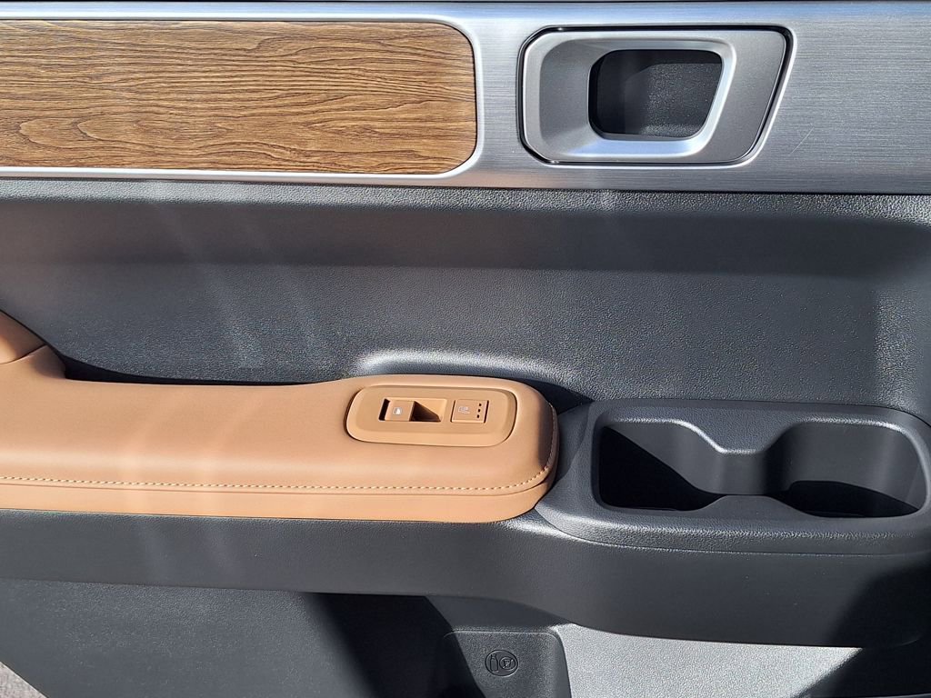 New 2025 Hyundai Santa Fe Limited image 15