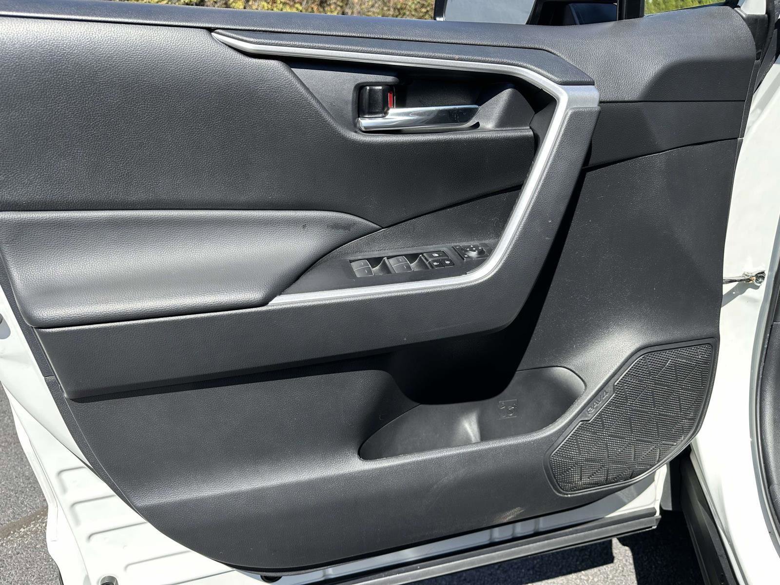 Certified 2024 Toyota RAV4 XLE image 19