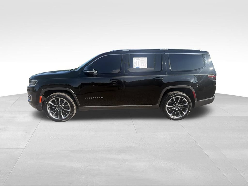 Used 2022 Jeep Wagoneer Series III w/ Premium Group I AWD/4WD image 4