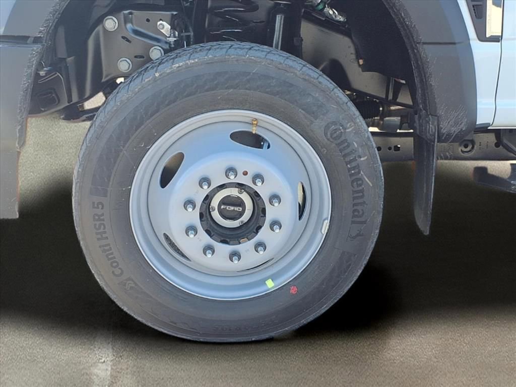 New 2026 Ford F450 XL w/ XL Chrome Package image 21