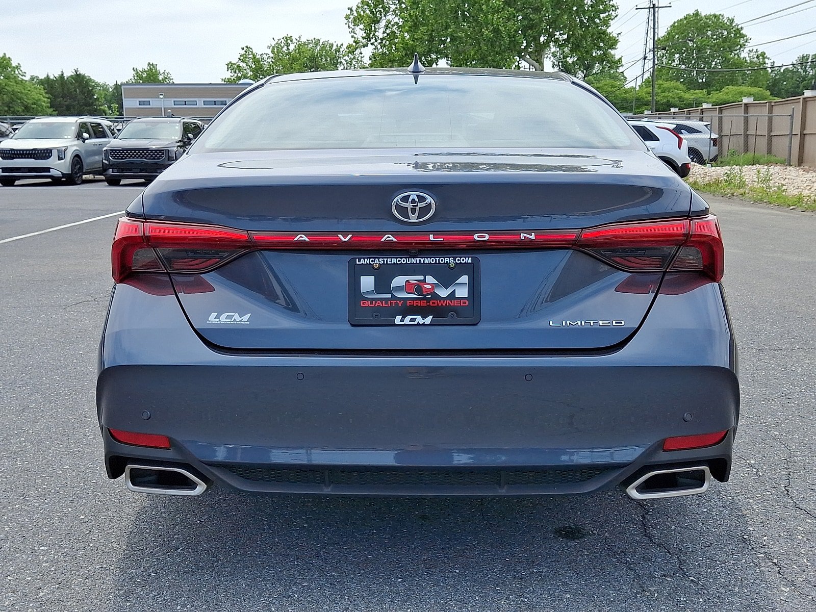 Used 2020 Toyota Avalon Limited w/ Advanced Safety Package FWD image 7