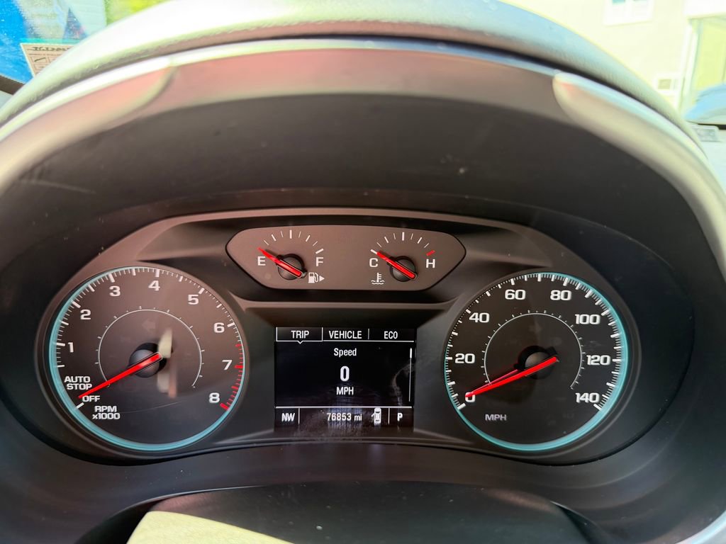 Used 2022 Chevrolet Malibu LT FWD image 16