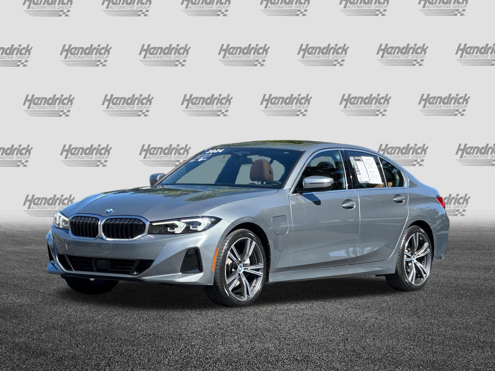 Certified 2024 BMW 330e RWD image 9