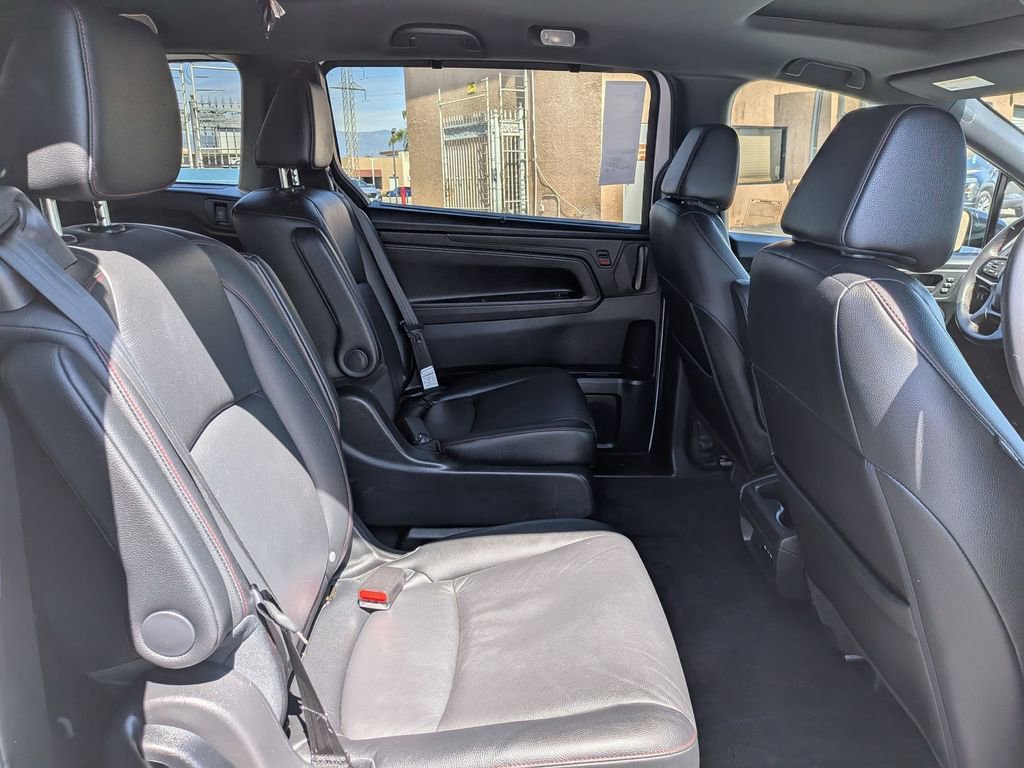 Used 2025 Honda Odyssey Sport-L image 30