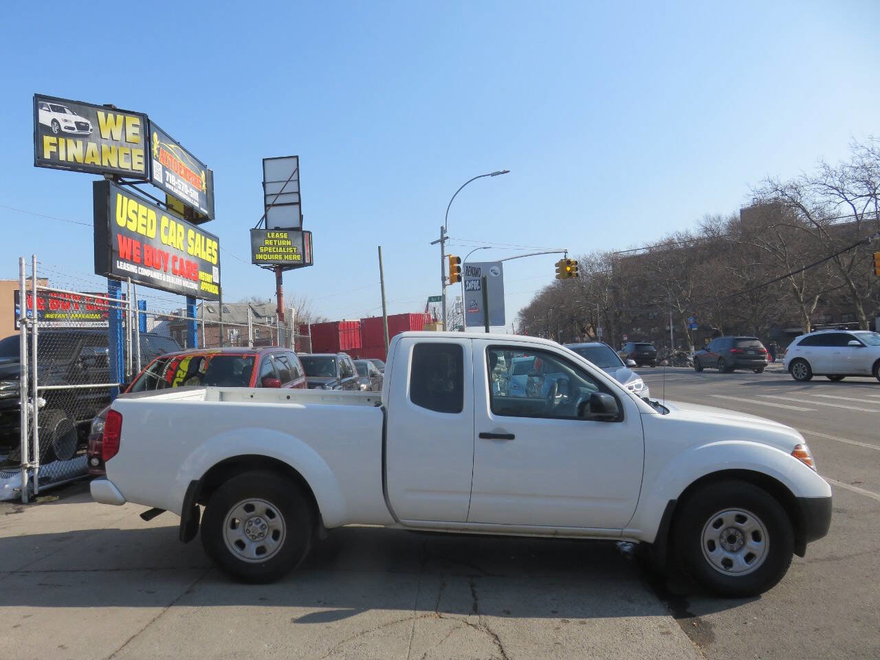 Used 2020 Nissan Frontier S image 8