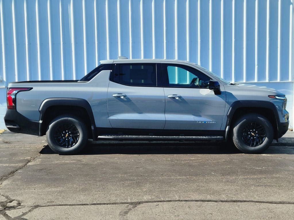 New 2026 Chevrolet Silverado EV LT AWD/4WD image 2