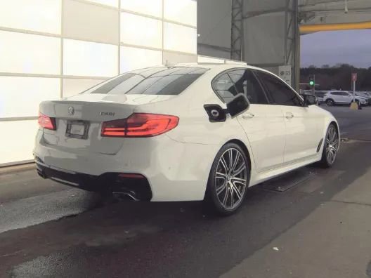 Used 2018 BMW 540i image 4