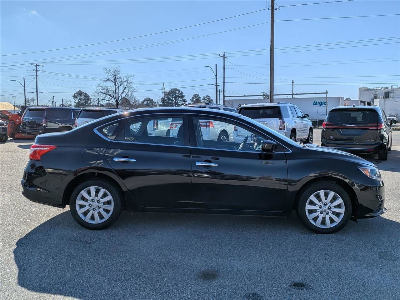 Used 2017 Nissan Sentra SV FWD image 6