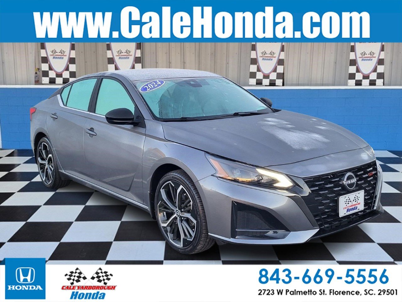 Used 2024 Nissan Altima 2.5 SR image 1