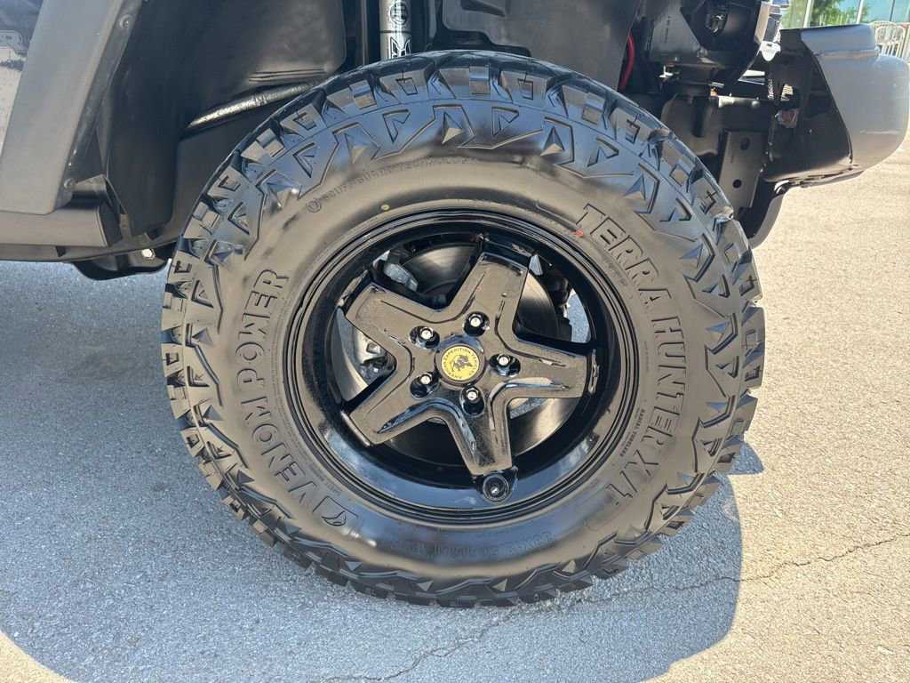 Used 2017 Jeep Wrangler Sport AWD/4WD image 21