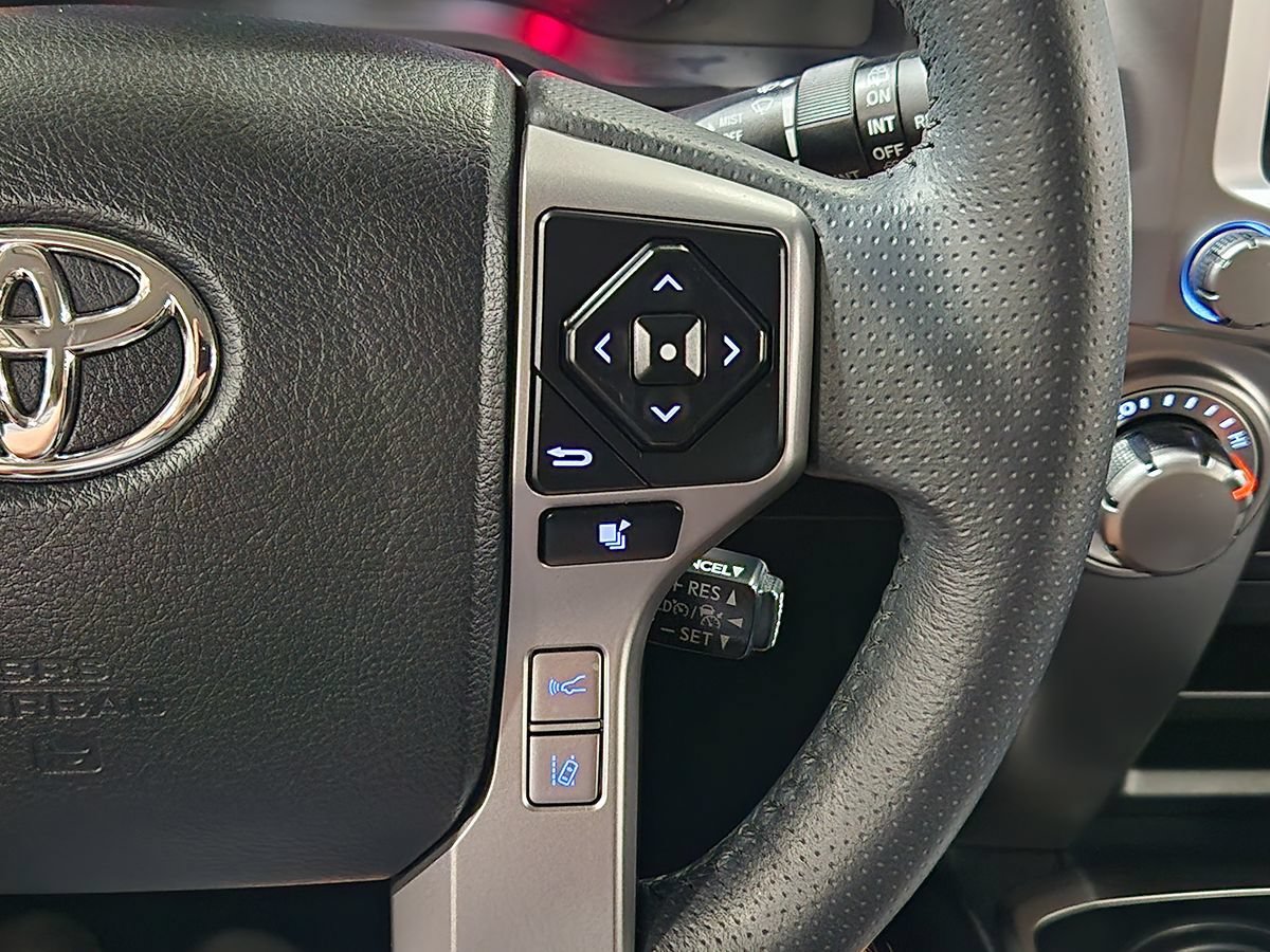 Used 2023 Toyota 4Runner SR5 AWD/4WD image 52