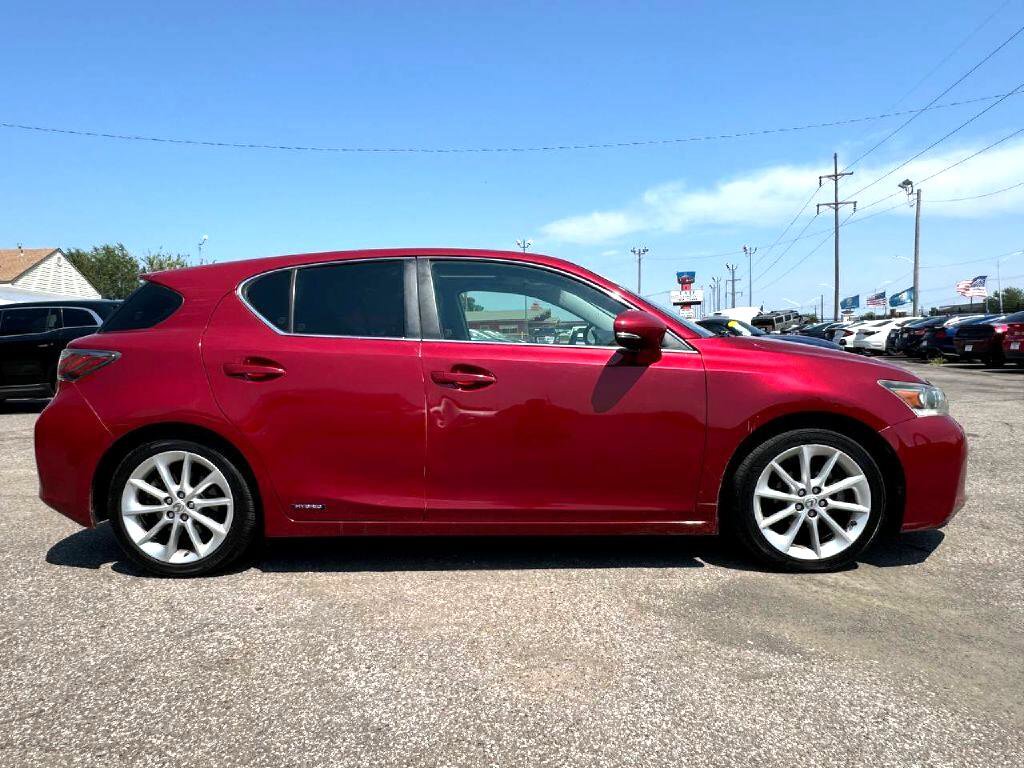 Used 2012 Lexus CT 200h image 5