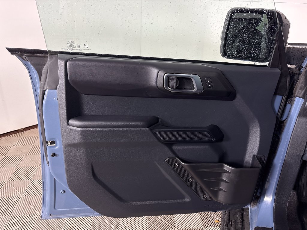 Certified 2025 Ford Bronco Outer Banks AWD/4WD image 17