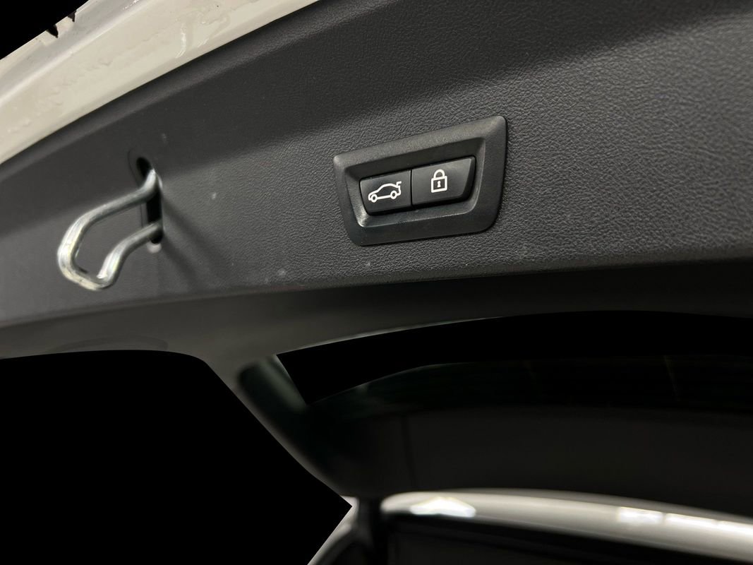 Used 2021 BMW X3 xDrive30i w/ Premium Package Essential image 43