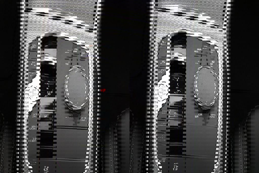 Used 2024 BMW 330i xDrive Sedan w/ M Sport Package image 20