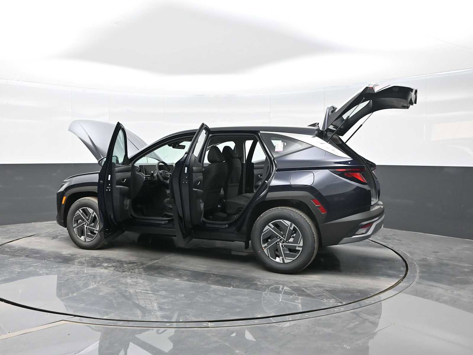 New 2026 Hyundai Tucson Blue SE image 31