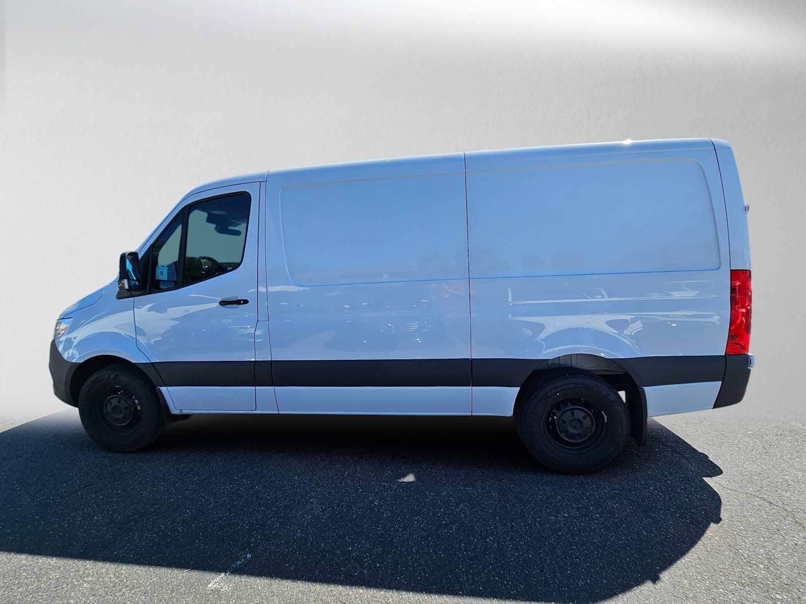 Used 2026 Mercedes-Benz Sprinter 2500 image 6