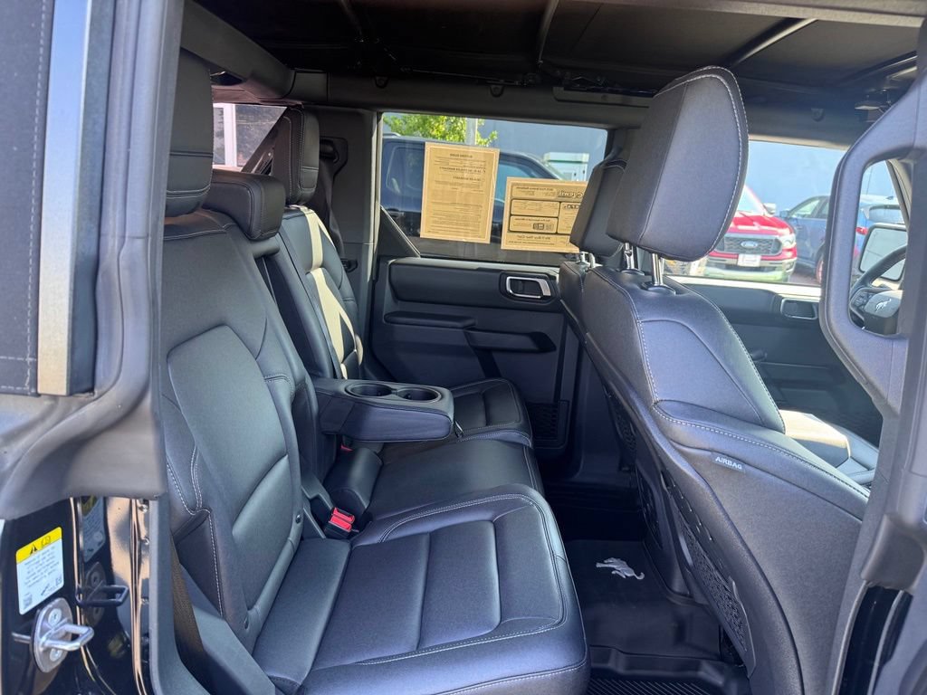 Used 2025 Ford Bronco Badlands w/ Sasquatch Package AWD/4WD image 18
