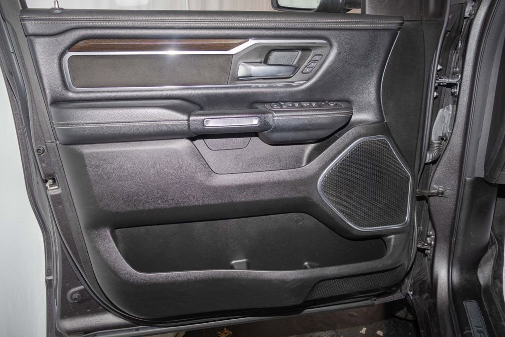 Used 2022 RAM 1500 Laramie image 11