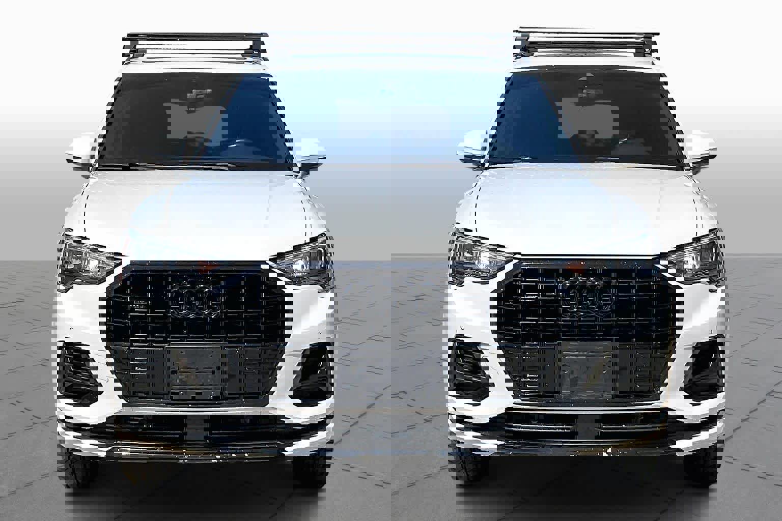 Used 2022 Audi Q3 2.0T Premium w/ Convenience Package image 4