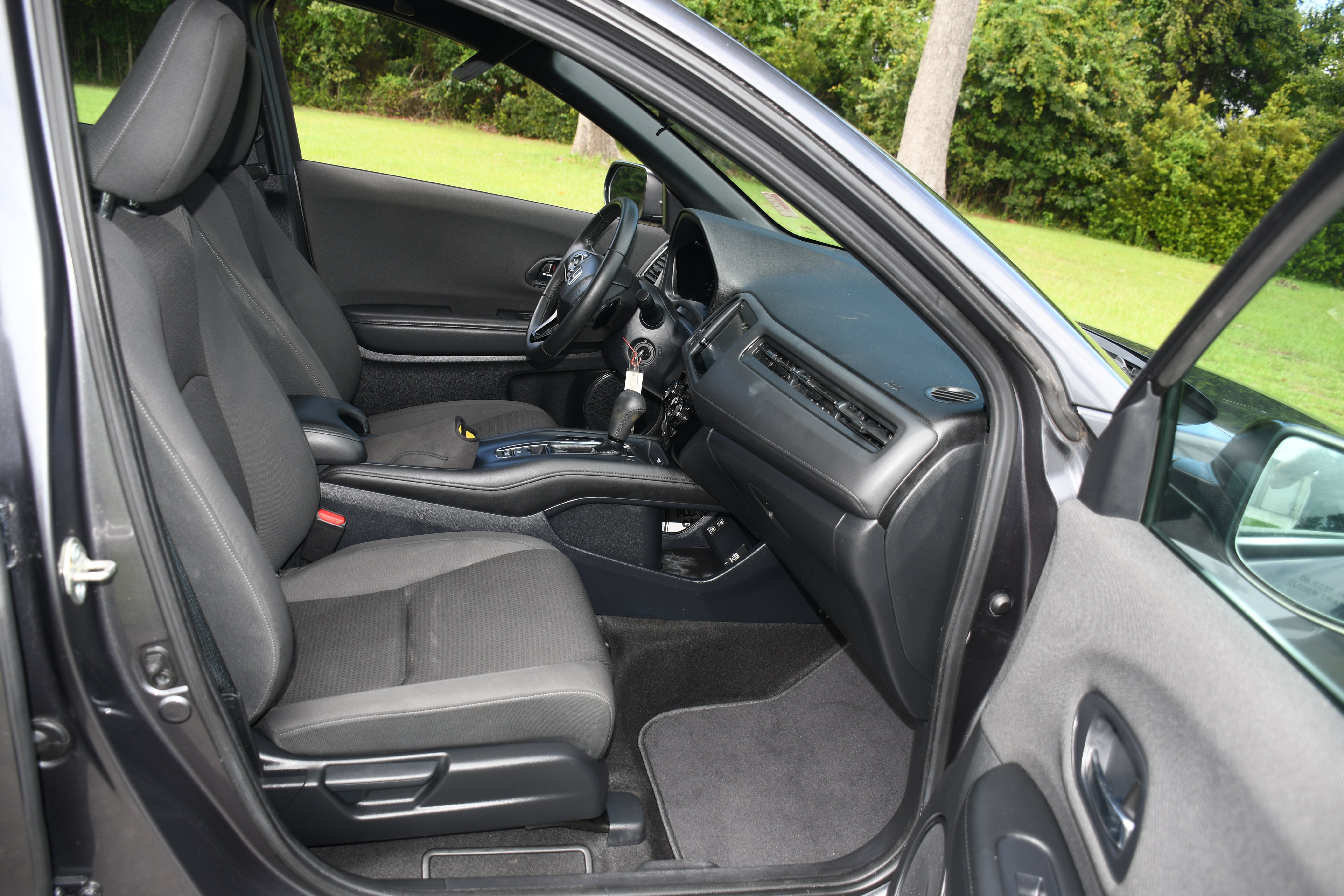Used 2020 Honda HR-V Sport image 19