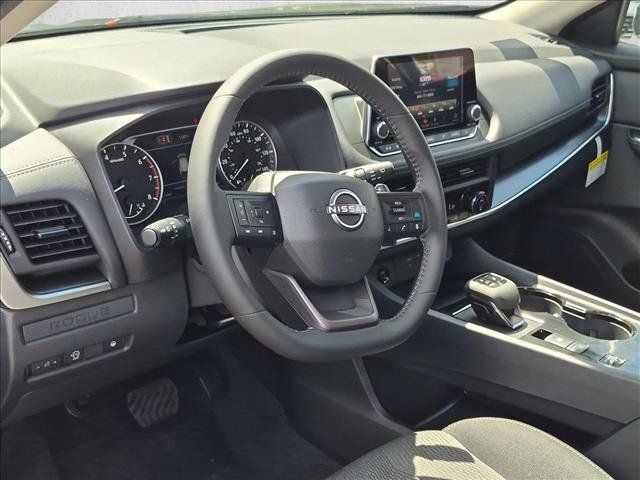 New 2027 Nissan Rogue SV FWD image 3