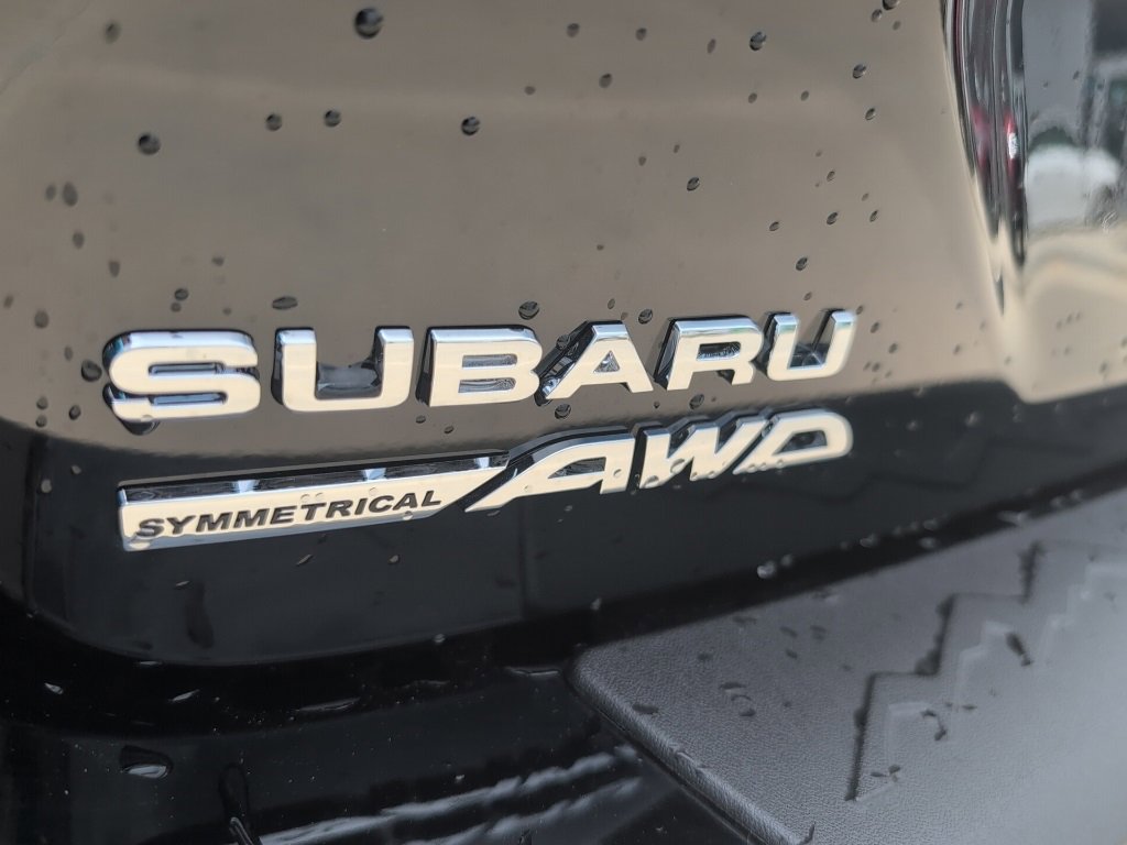 Used 2025 Subaru Crosstrek 2.0i Premium image 12