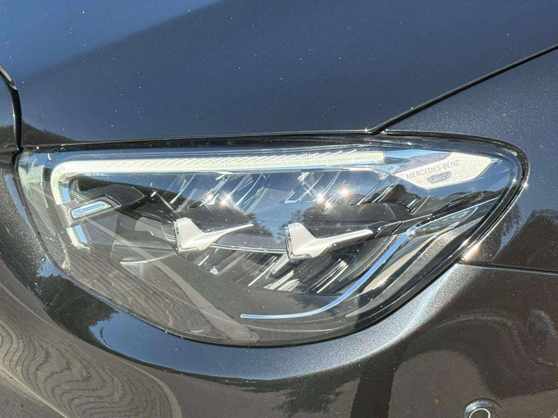 Used 2023 Mercedes-Benz E 450 Cabriolet w/ AMG Line image 18