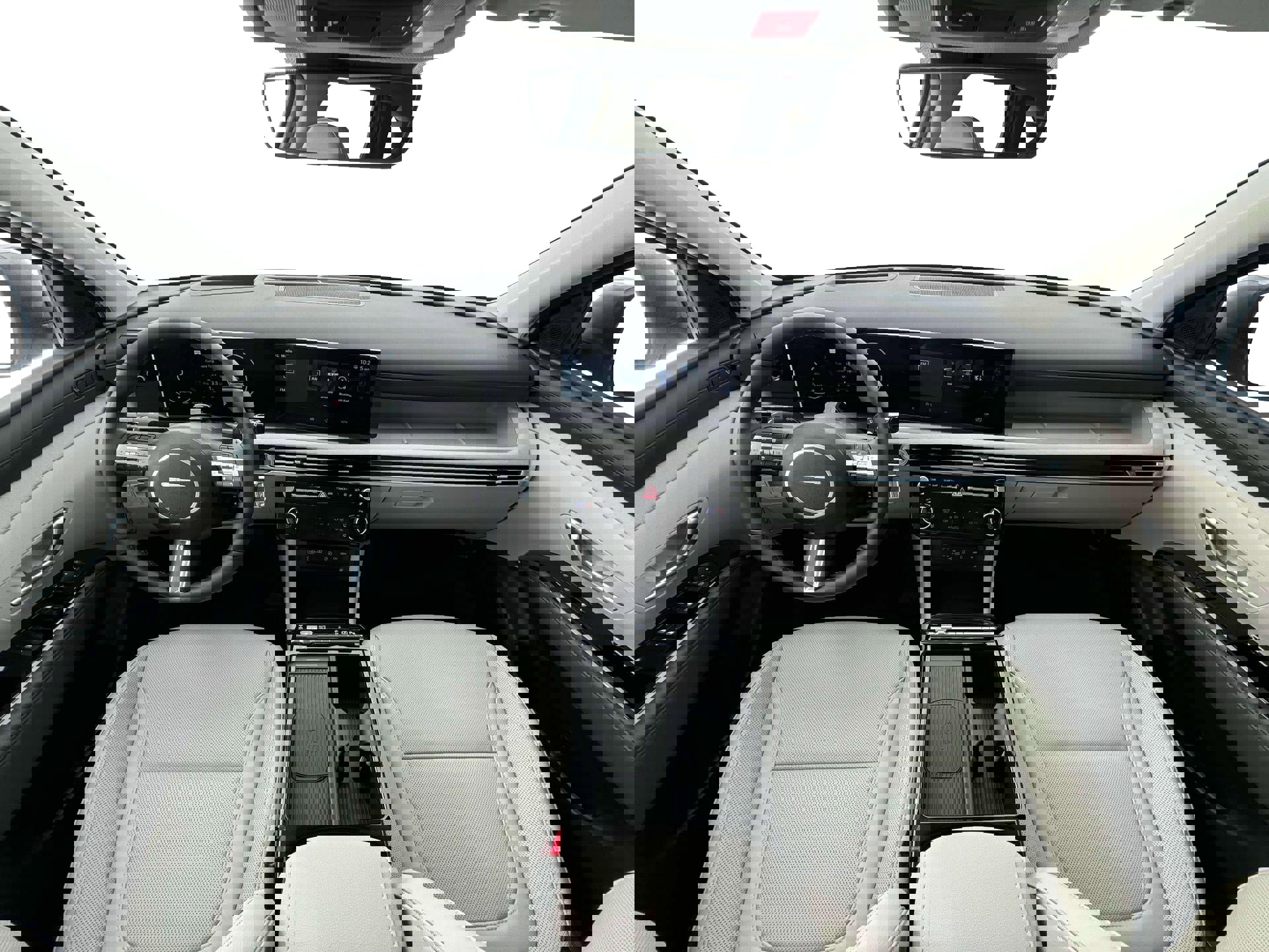 New 2025 Hyundai Tucson Limited image 13