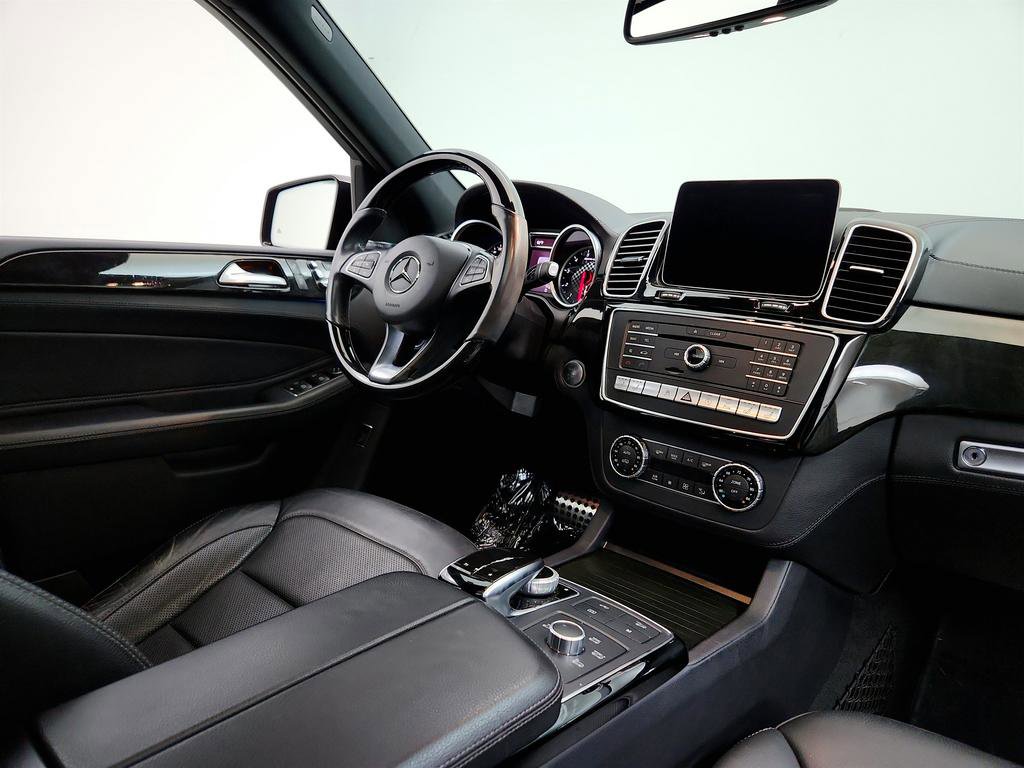 Used 2018 Mercedes-Benz GLE 43 AMG 4MATIC image 27