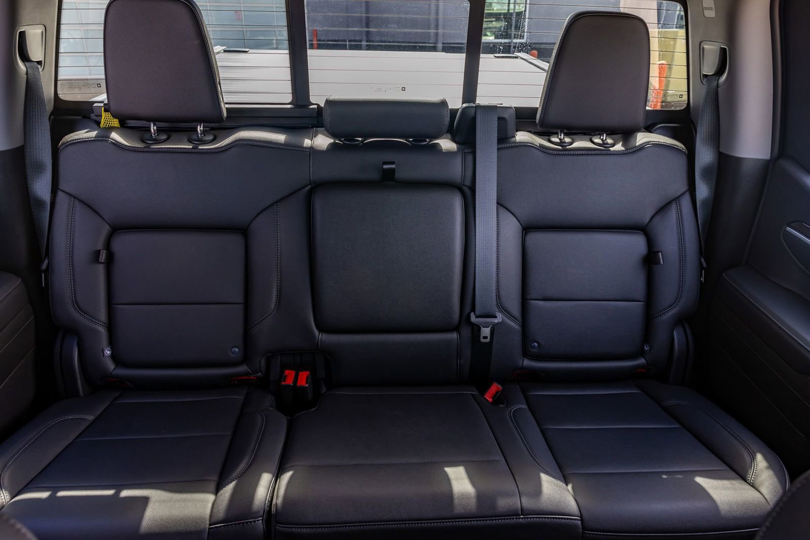 Used 2022 Chevrolet Silverado 1500 LT Trail Boss w/ Convenience Package II AWD/4WD image 32