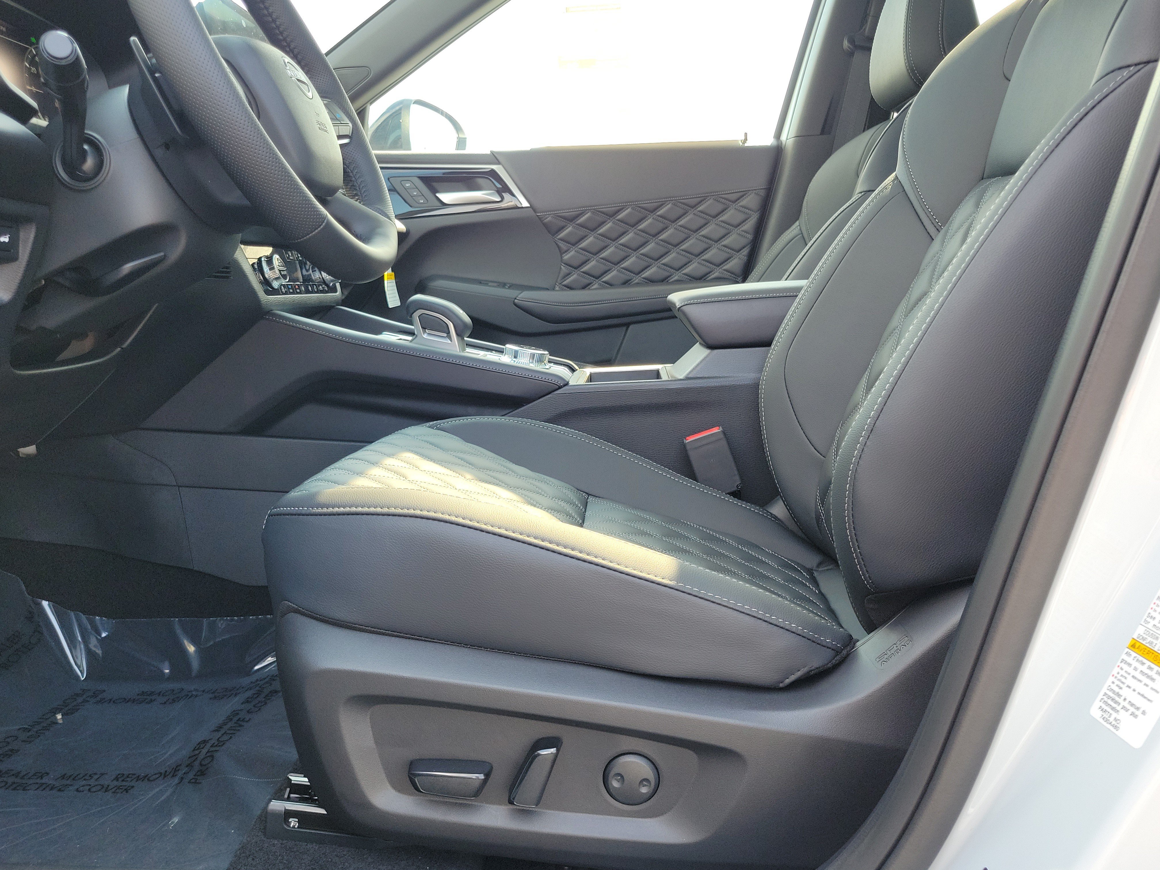 New 2026 Nissan Rogue Platinum AWD/4WD image 16