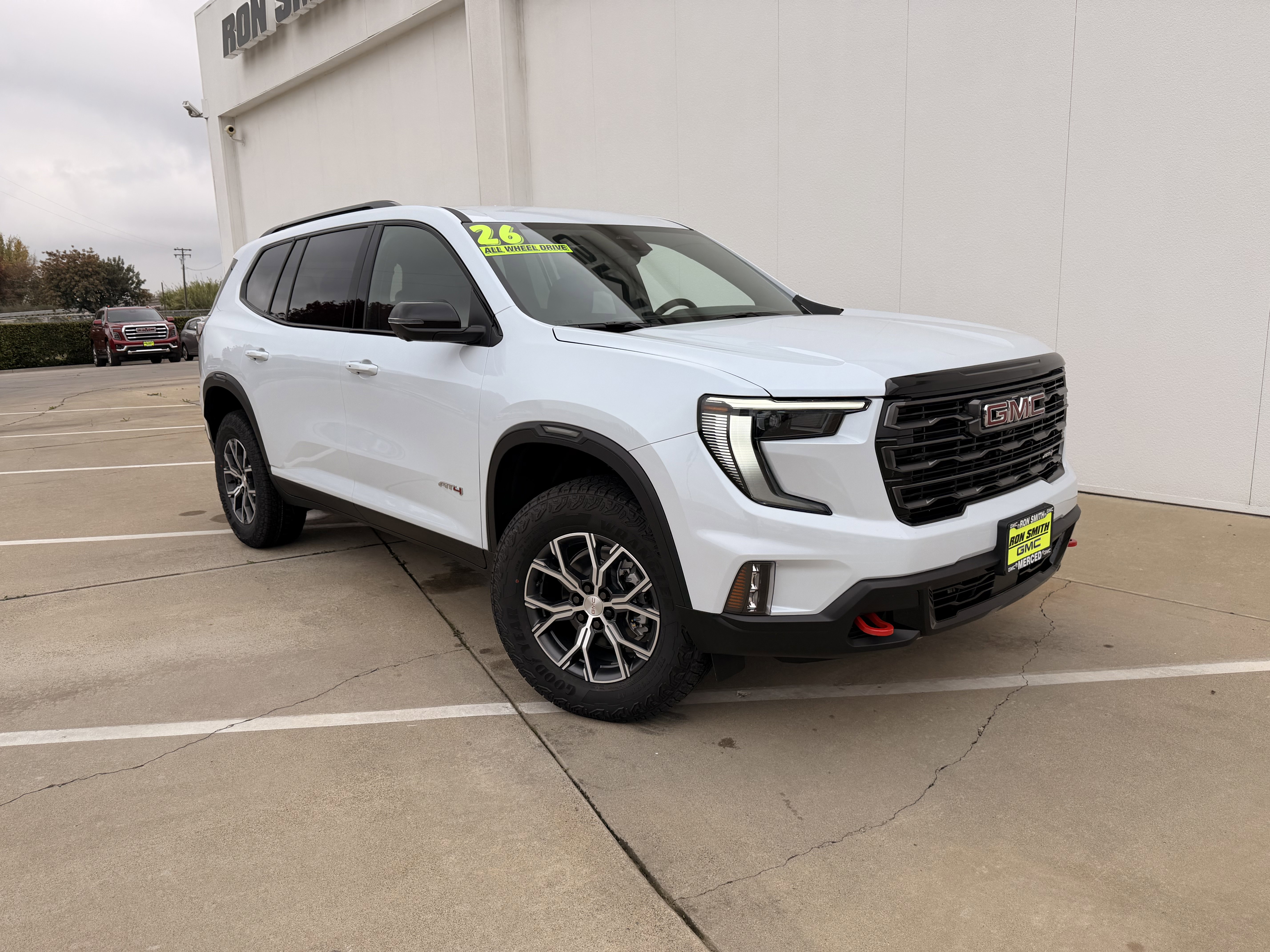 New 2026 GMC Acadia AT4 w/ Luxury Package image 2