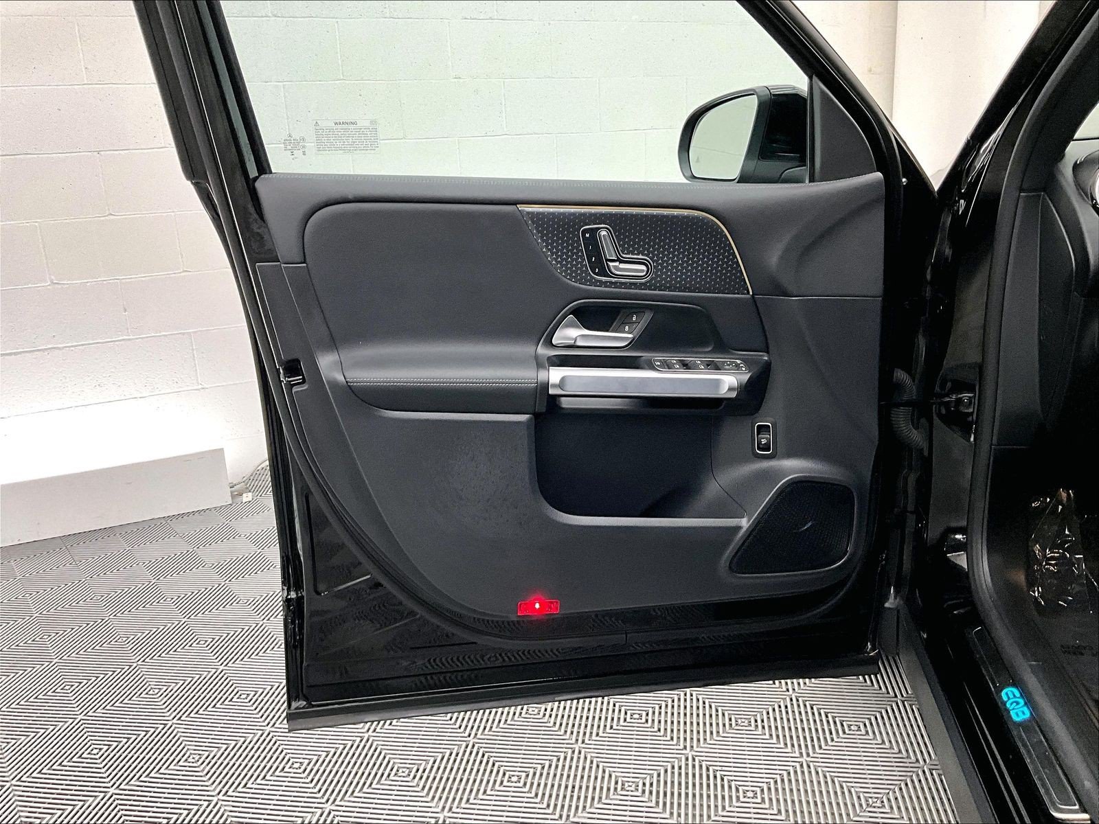 Certified 2024 Mercedes-Benz EQB 250+ image 24