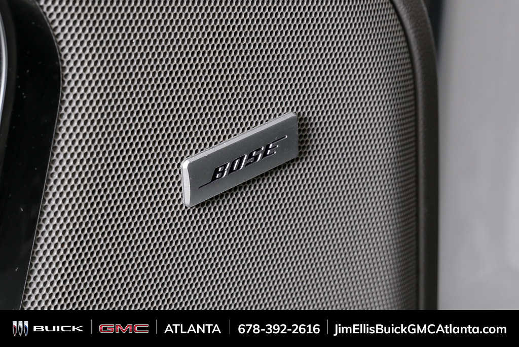 Used 2023 GMC Yukon SLT image 7