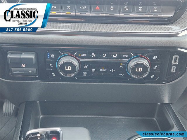 Used 2024 Chevrolet Silverado 1500 ZR2 w/ Technology Package image 19