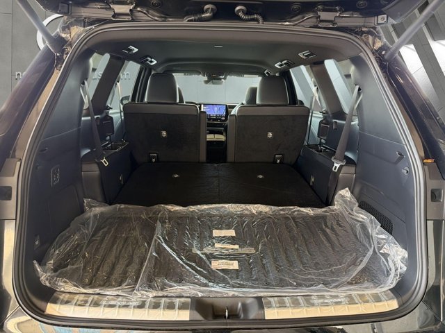 Certified 2026 Lexus TX 500h AWD w/ Technology Package image 22