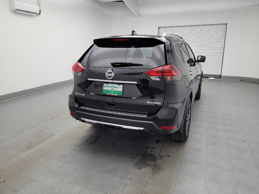 Used 2019 Nissan Rogue SV w/ Premium Package image 7