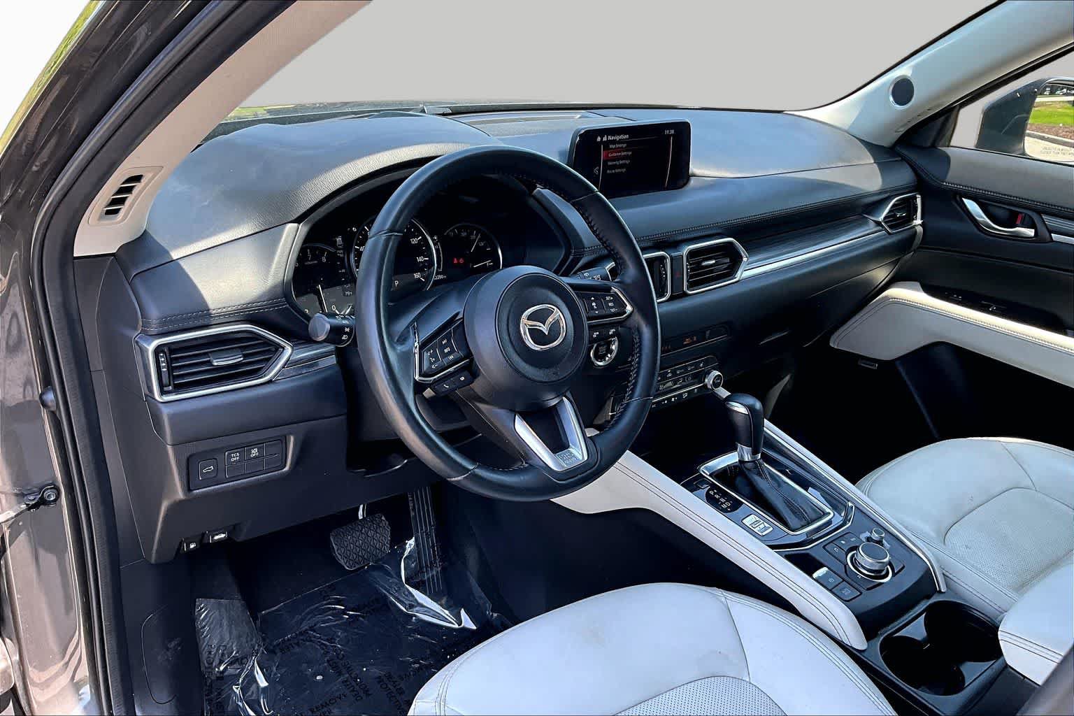 Used 2019 MAZDA CX-5 Grand Touring w/ GT Premium Package FWD image 18