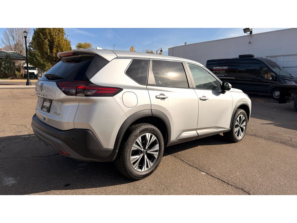 Used 2023 Nissan Rogue SV AWD/4WD image 9