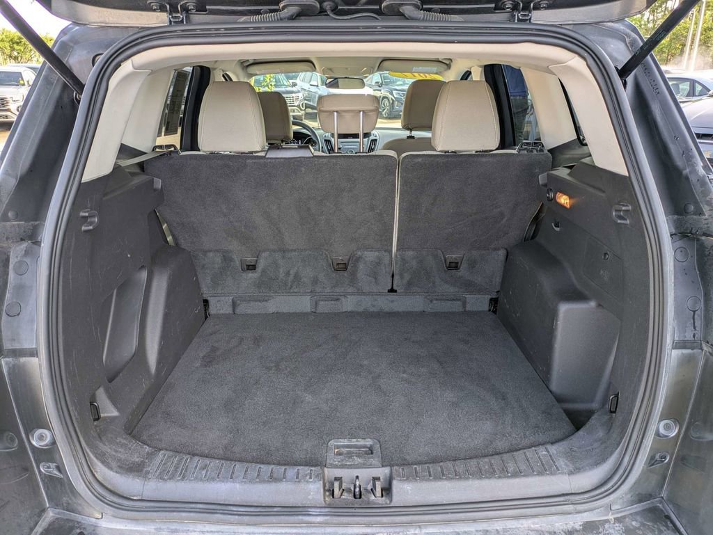 Used 2017 Ford Escape SE AWD/4WD image 13