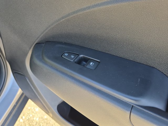 Used 2026 Hyundai Venue SEL FWD image 33