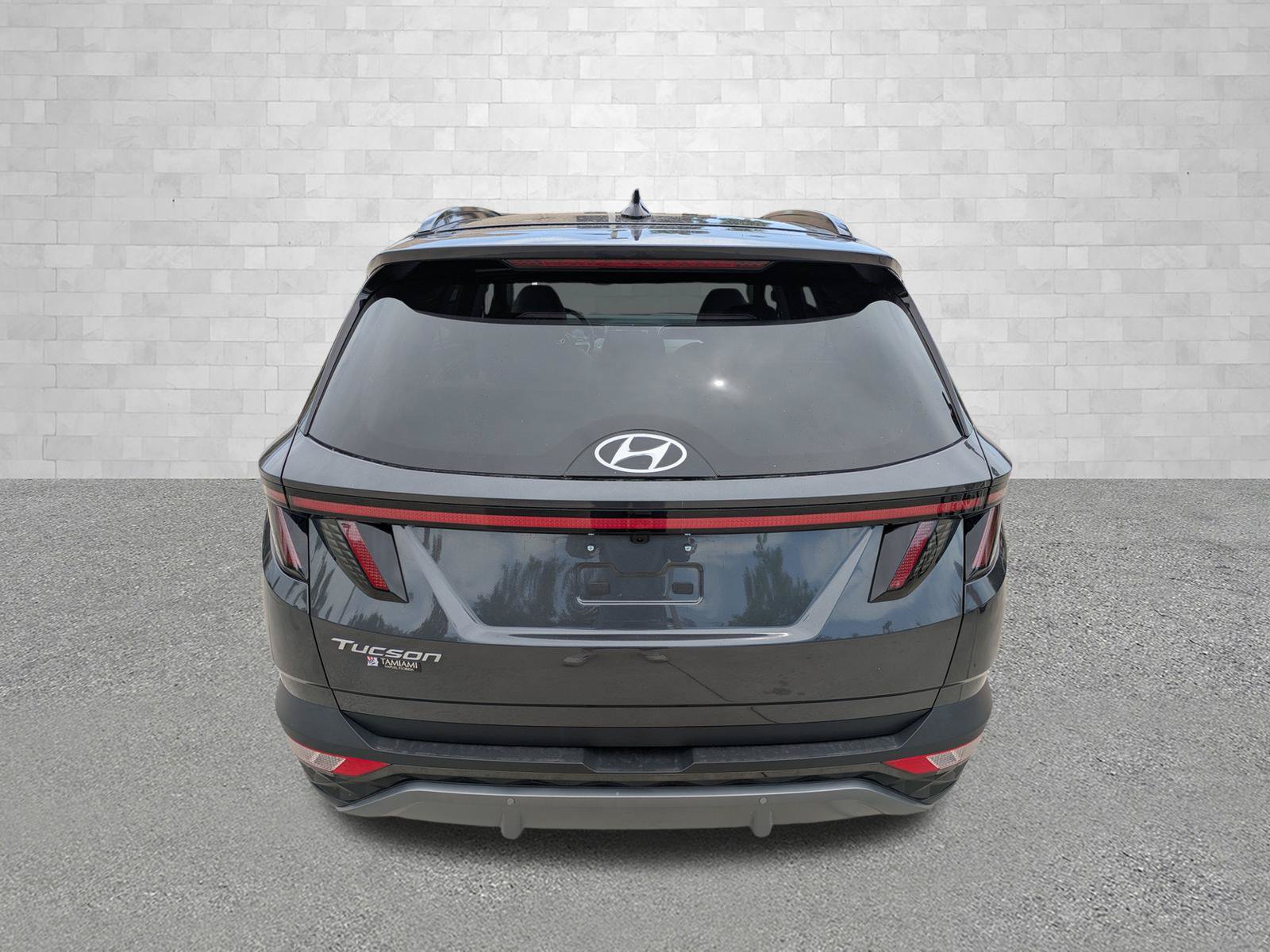 Certified 2024 Hyundai Tucson Limited FWD image 3