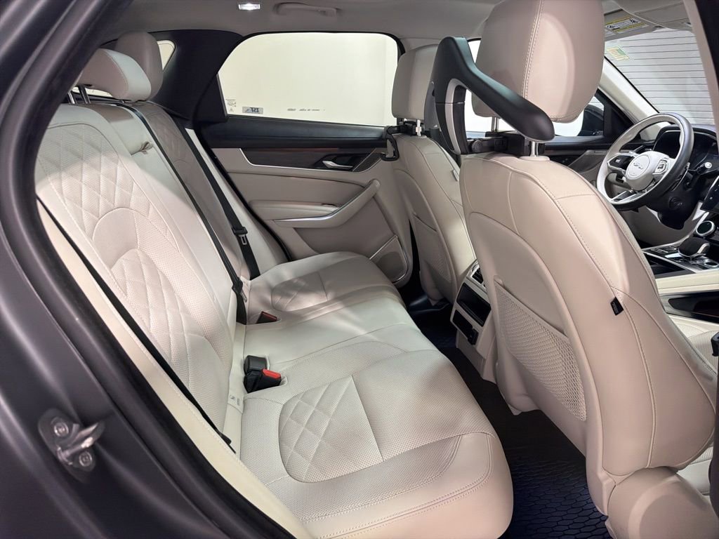 Used 2023 Jaguar F-PACE S AWD/4WD image 28